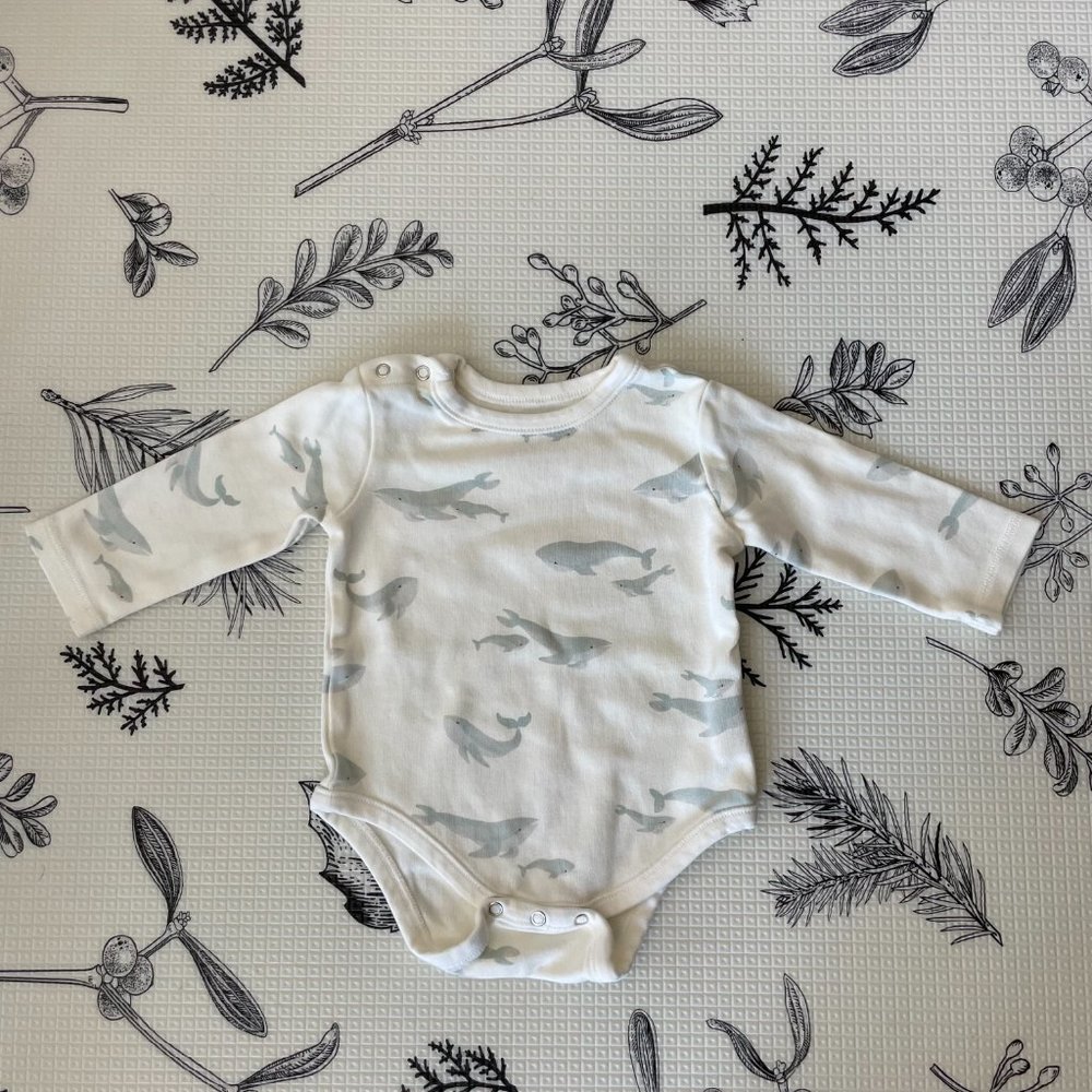 Pehr Shoulder Snap One-Piece — Follow Me Whale 3-6m / 38cm